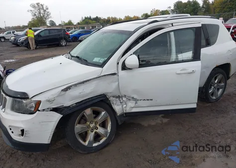 2014 Jeep Compass Latitude из США, поврежденный, VIN 1C4NJDEBXED852991